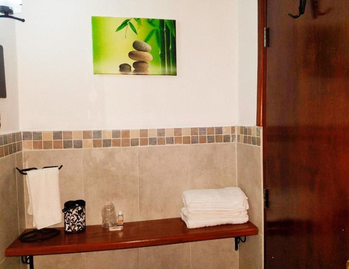 Hostal Las Puertas Santa Ana Bagian luar foto