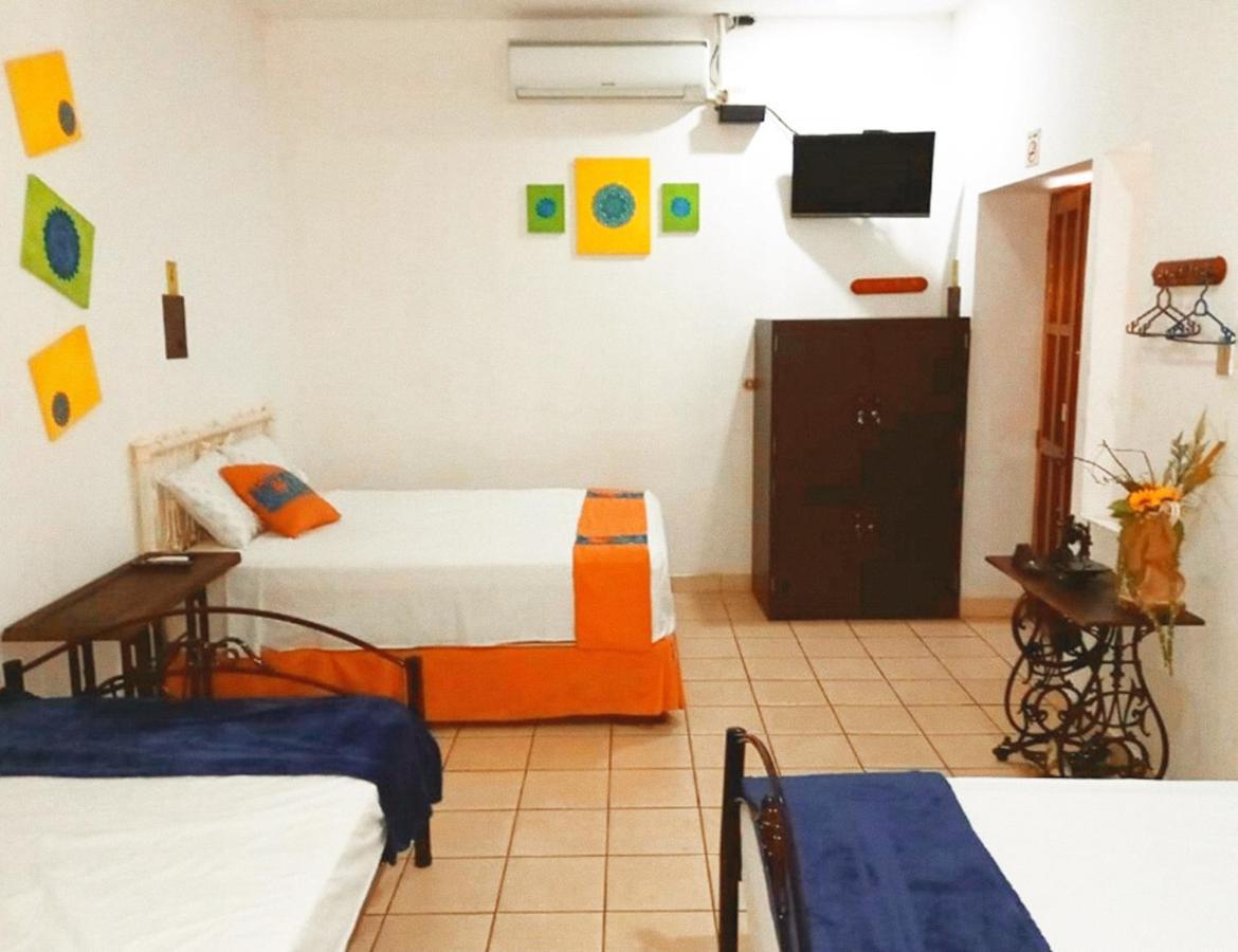 Hostal Las Puertas Santa Ana Bagian luar foto